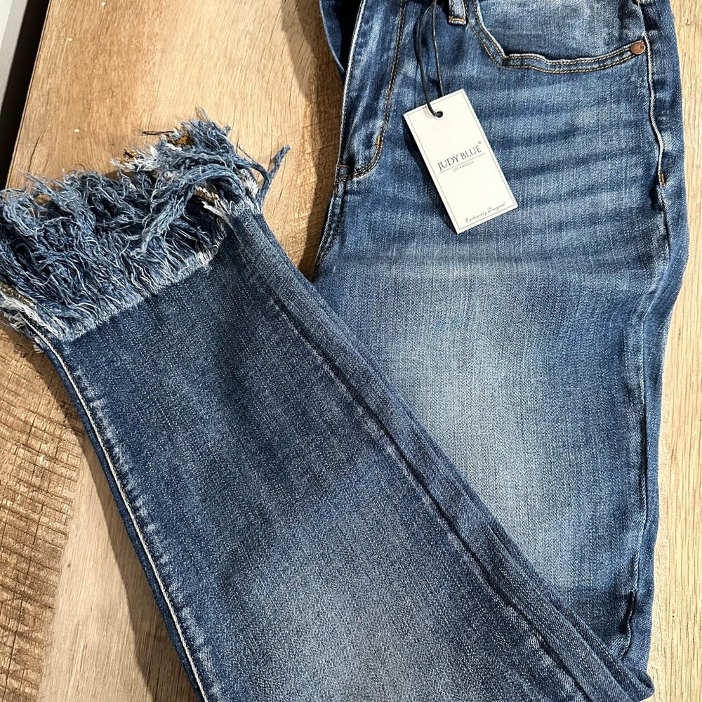 Judy Blue High Rise Frayed Hem Relaxed Fit Fringe Cowgirl Jeans size 11/30